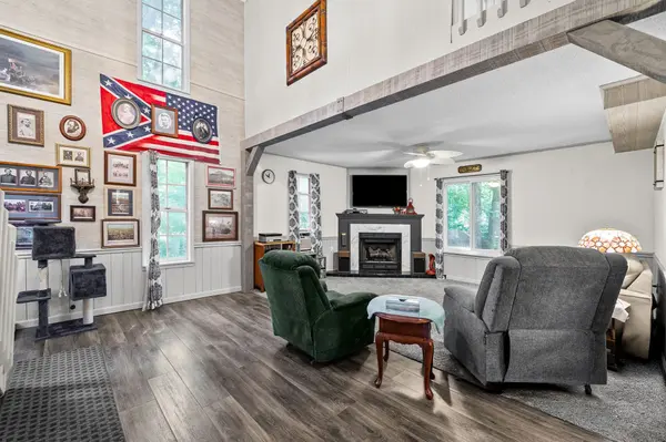 1218 Spring St, Dover, TN 37058