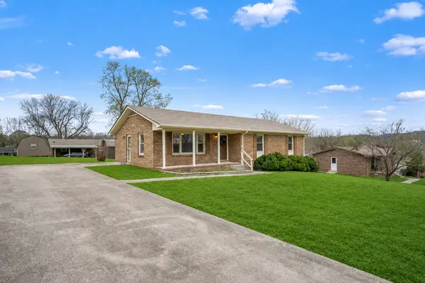 210 Lee Ave, Woodbury, TN 37190