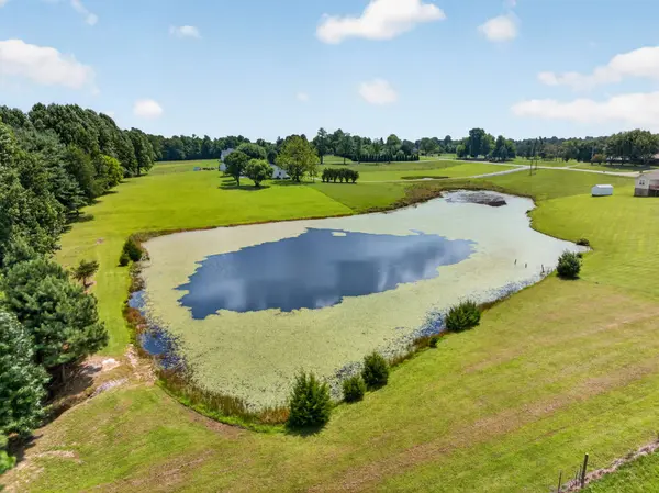 1561 Old Bon Air Rd, Sparta, TN 38583