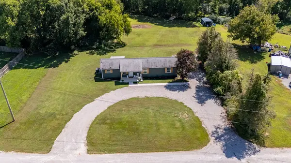 4990 Timothy Ln, Columbia, TN 38401
