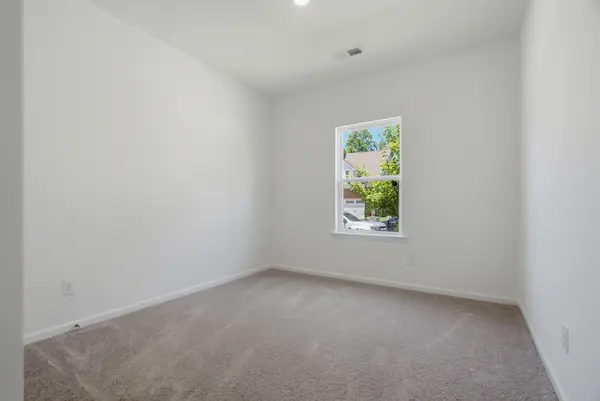 156 Hampshire Way, White House, TN 37188