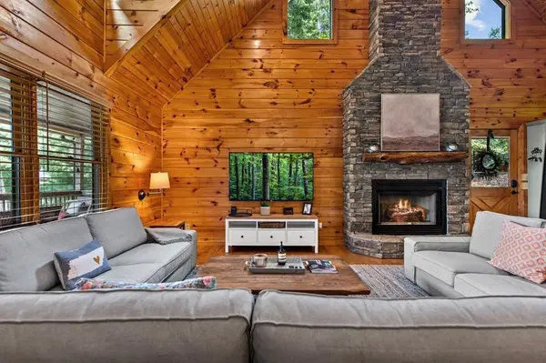 185 Austin Mountain Road, Copperhill, TN 37317