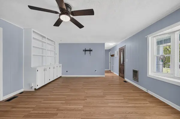 142 Circle Dr, Fayetteville, TN 37334