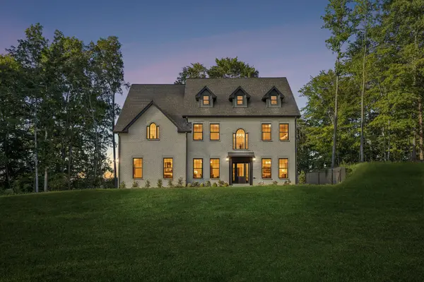 107 Miramare Way, Adams, TN 37010