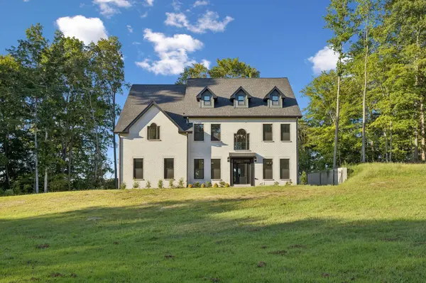 107 Miramare Way, Adams, TN 37010