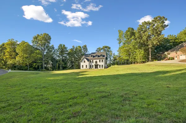 107 Miramare Way, Adams, TN 37010