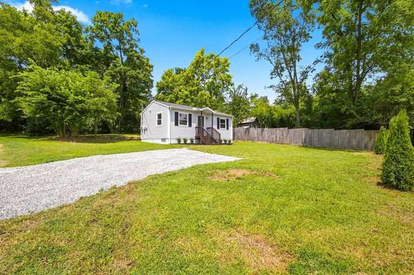 2601B Inga St, Nashville, TN 37216