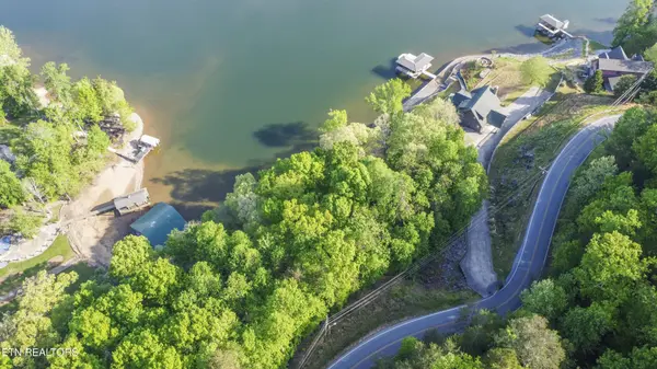 1400 Indian Shadows Drive, Ten Mile, TN 37880