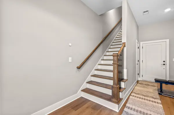 725 Burnside Place #33, Chattanooga, TN 37408