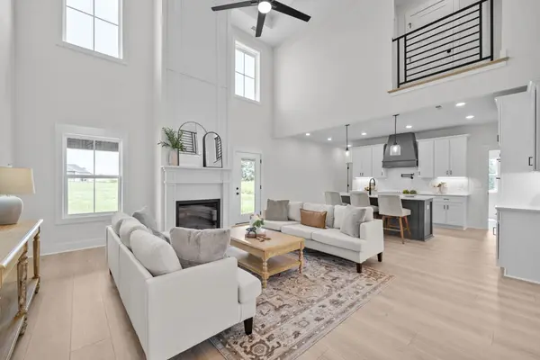 4905 Royal View Way, Clarksville, TN 37040