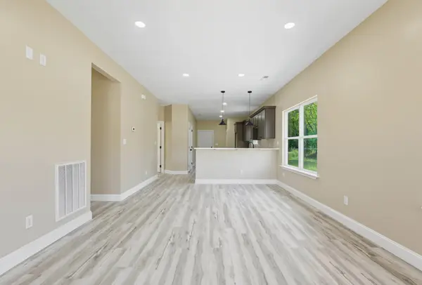 18081810 Ocoee Street, Chattanooga, TN 37406