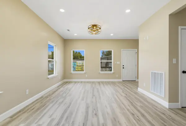 18081810 Ocoee Street, Chattanooga, TN 37406