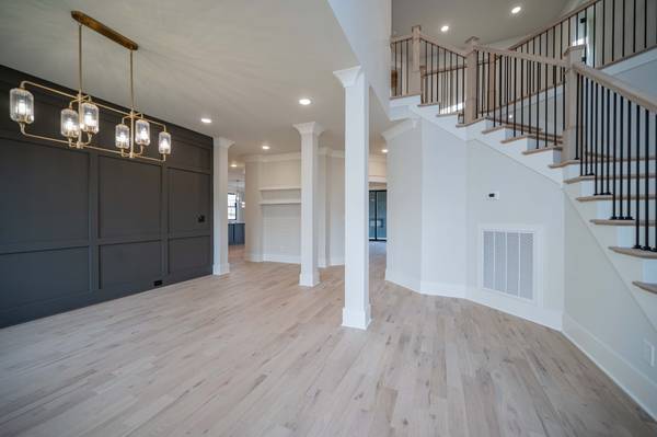 2829 Canfield Dr, Murfreesboro, TN 37128
