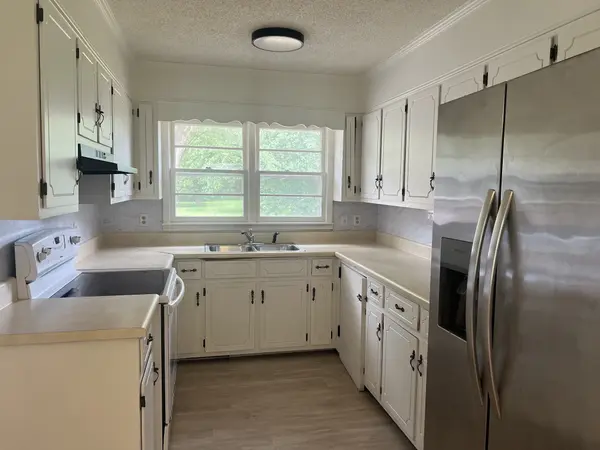 372 Main St #S, Brush Creek, TN 38547