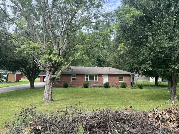 372 Main St #S, Brush Creek, TN 38547