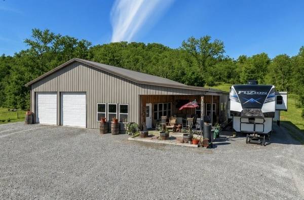 325 Freeman Ln, Hartsville, TN 37074