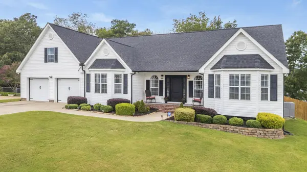 8885 River Cove Dr, Harrison, TN 37341