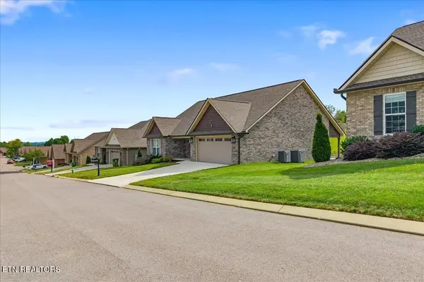 3866 Doral Drive, Maryville, TN 37801