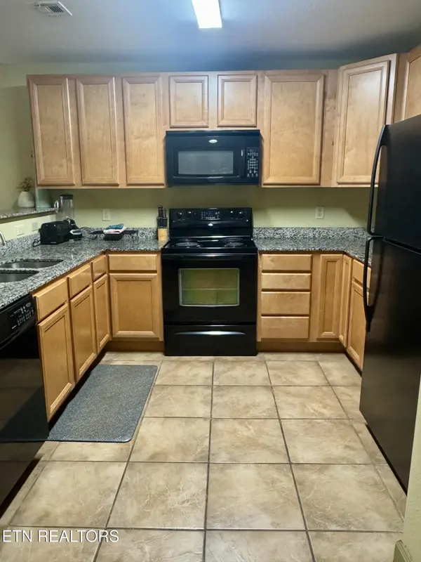 124 Plaza #UNIT 2306, Pigeon Forge, TN 37863