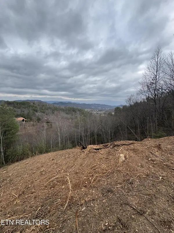 0 Hikers Path Lane, Sevierville, TN 37862