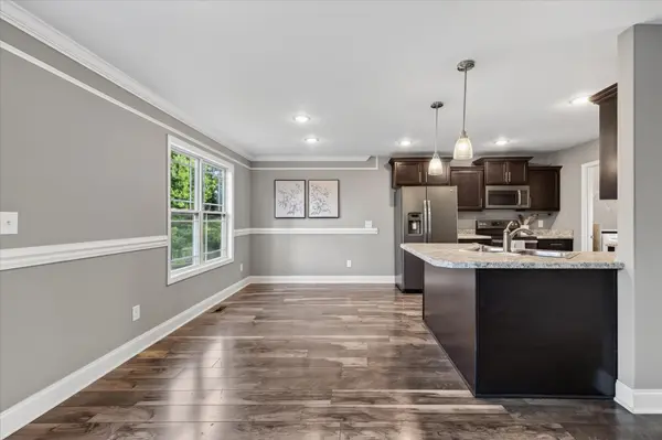 143 Sycamore Hill Dr, Clarksville, TN 37042