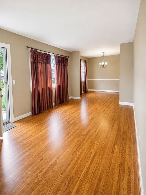 6413 Premier Dr, Nashville, TN 37209