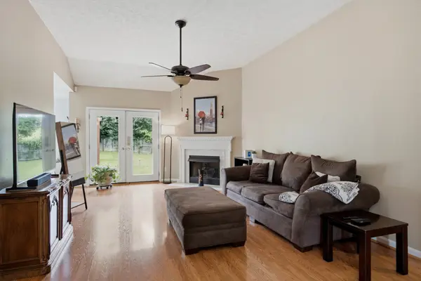 209 Beechbrook Ct, White House, TN 37188