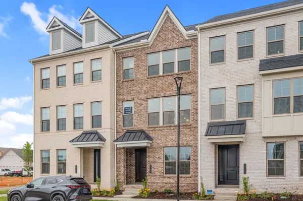 2615 Wilkinson Pike #1302, Murfreesboro, TN 37129