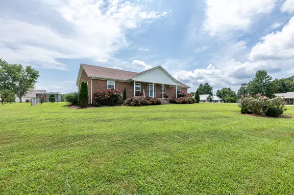 105 Monument Cir, Summertown, TN 38483