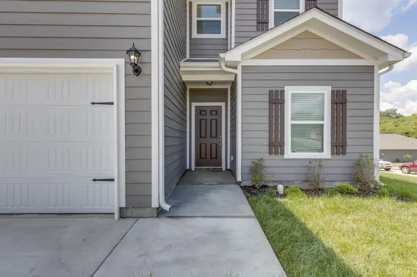 2559 Queen Bee Dr, Columbia, TN 38401