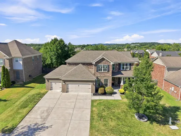 1081 Abberley Cir, Hendersonville, TN 37075