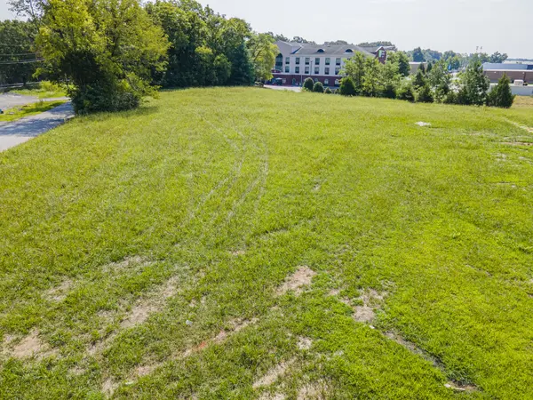 1 N Jackson St, Tullahoma, TN 37388