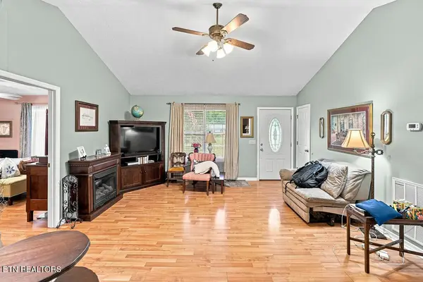 169 W Whitehall Rd, Cookeville, TN 38501