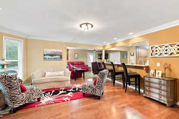 2008 Waterford Dr, Old Hickory, TN 37138