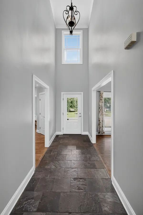 4942 Curtis Dr, Cookeville, TN 38506