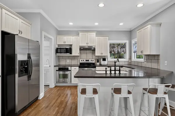 4942 Curtis Dr, Cookeville, TN 38506