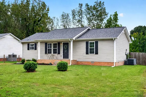 362 Lafayette Point Cir, Clarksville, TN 37042