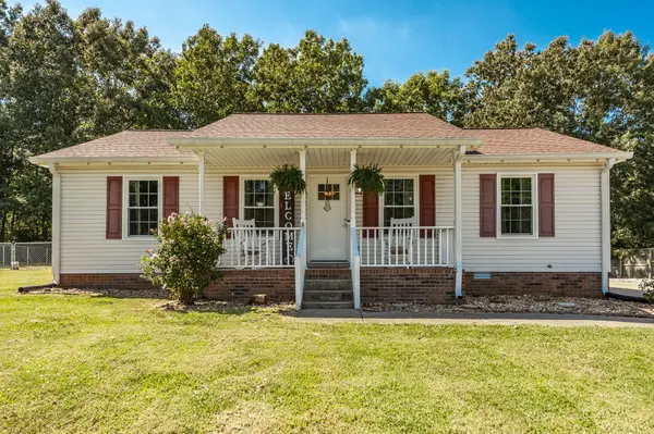 332 Forrest Dr, Greenbrier, TN 37073