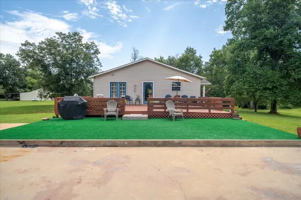 527 Clax Branch Rd, Loretto, TN 38469