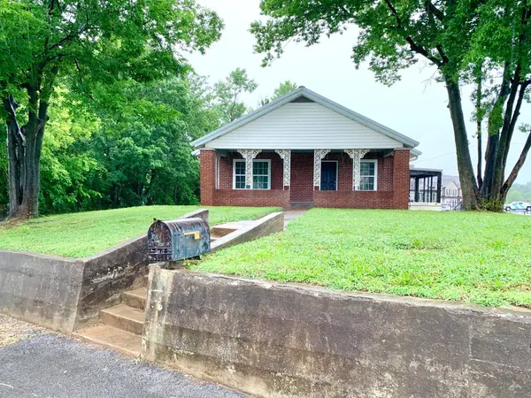 917 Sinclair Dr, Clarksville, TN 37042