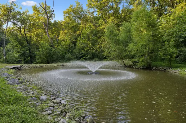 2183 S Berrys Chapel Rd, Franklin, TN 37069