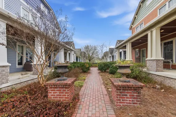 303 Crows Nest Aly, Nolensville, TN 37135
