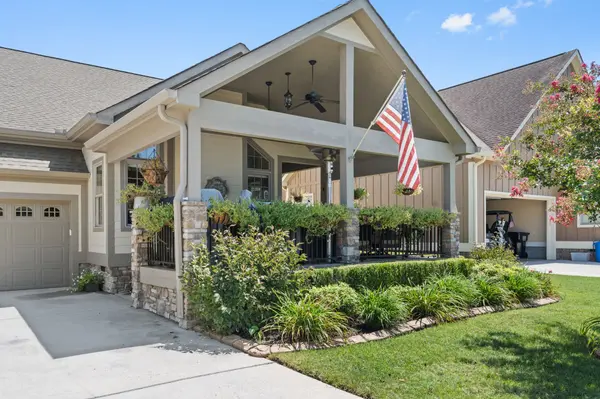 8961 Gentle Mist Cir, Ooltewah, TN 37363