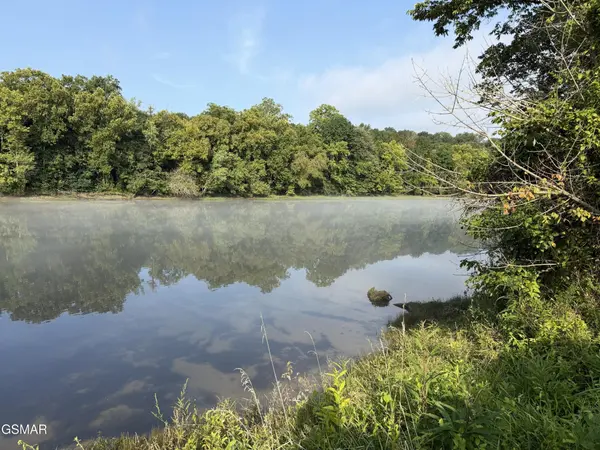 245 Cherokee Explosive Road, Rutledge, TN 37861