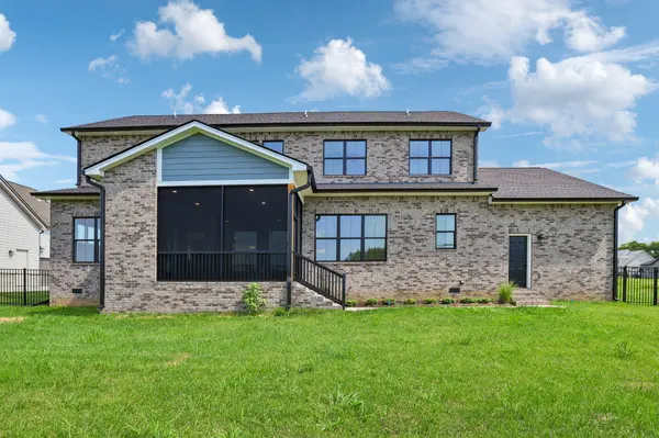 1904 Martha Washington Way, Murfreesboro, TN 37130