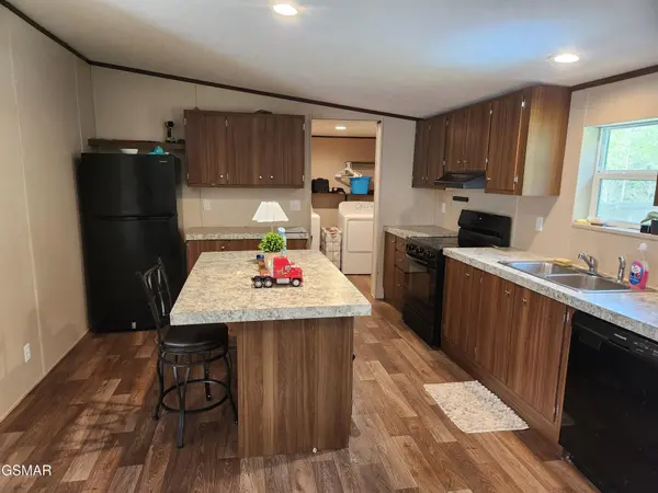 4111 Willow Court, Kodak, TN 37764