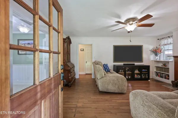 128 Lonas Drive, Maryville, TN 37803