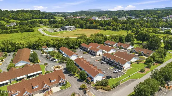 533 Orch Vly Way #UNIT 332, Sevierville, TN 37862
