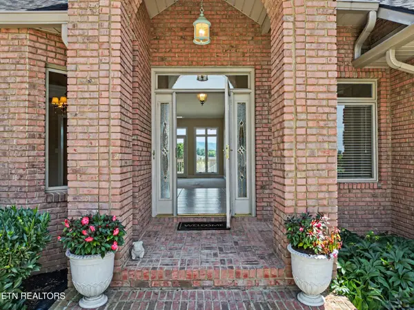 3019 Shaconage Tr, Sevierville, TN 37876