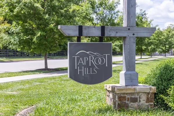 3056 Farmhouse Dr, Franklin, TN 37067